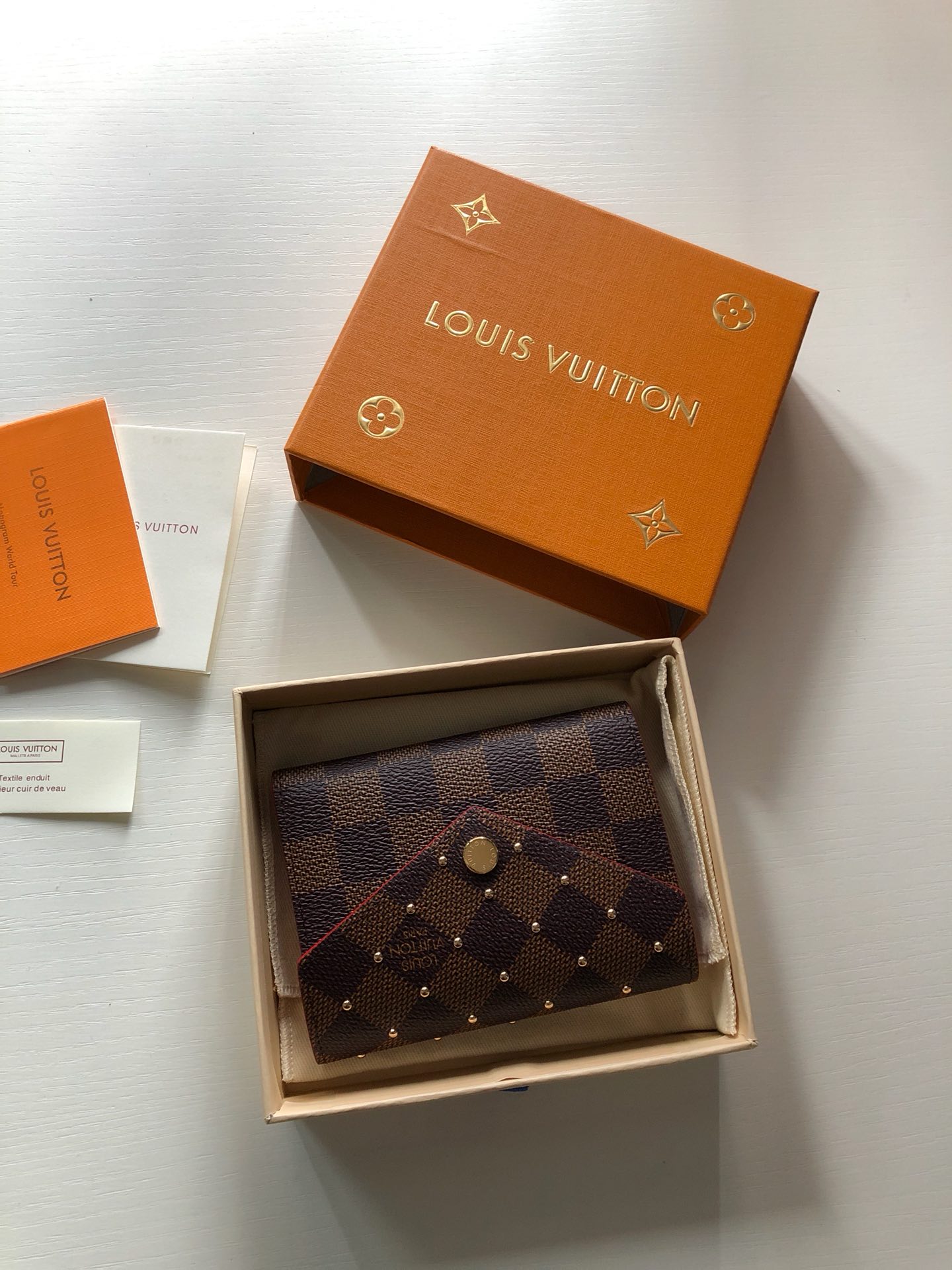 루이비통지갑 빅토린 월릿 캔버스 N41659